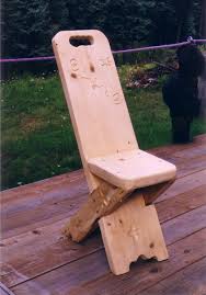 this is a simple wooden chair i would like to make it because it seems to rely on tension and screws woodenchair wooden toys plans wood diy wooden chair