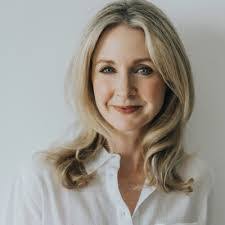 Jacquelyn Austin's Instagram, Twitter & Facebook