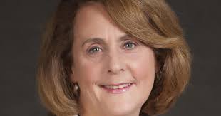 Janelle Hill, Gartner: Doe het niet helemaal alleen