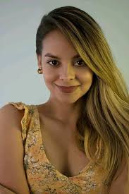 Cuba noticias# 🔴🎙Que les parece el nuevo look de Danay cruz actriz de la  television cubana.