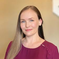 Kasandra Wright's Instagram, Twitter & Facebook