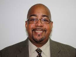 Warren Solomon's Instagram, Twitter & Facebook