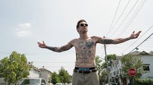 Watch full seasons of exclusive series, classic favorites, hulu originals, hit movies, current episodes, kids shows, and tons more. King Of Staten Island Trailer Pete Davidson Deals With Real Grief