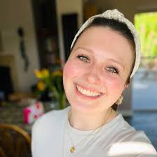 Holly Lara Wakefield (@Holly_Wakefield)