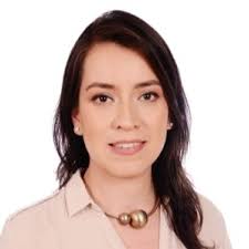 CHEF EJECUTIVO PASTELERO DISPONIBLE Después de un breve paso por un  proyecto que no fue lo que esperaba, me encuentro disponible y con más  ganas de seguir dejando huella en la profesión.