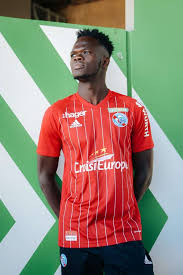 Il n'y a pas encore de demandes de renseignements. Adidas Presente Les Maillots 2018 2019 Du Rc Strasbourg