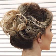 In this post, i bring to you 10 buns for short hair which you can totally pull off easily. 20 Hair Buns For Short Hair