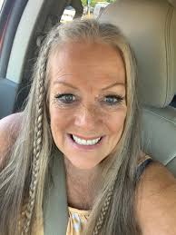 Introduction of a cartoon artist from California