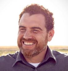 Father of five, Navy vet run for school board