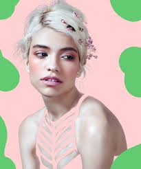 Before starting the process, it's vital to know that the chemicals used; Colorist Explains What Does Bleach Does To Hair