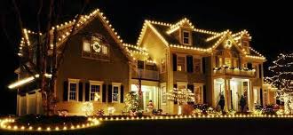 Christmas Is Coming Outdoor Christmas Lights Christmas House Lights Christmas Lights Outside