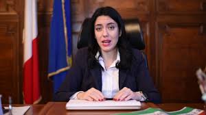 Regarde des vidéos courtes sur #azzolina sur tiktok. I Futuri Geometri Progettano L Accessibilita Saluto Della Ministra Dell Istruzione Lucia Azzolina Youtube