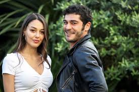 Dilan çiçek deniz, 28 şubat 1995 tarihinde sivas şehrinde dünyaya gelmiştir. Dilan Cicek Deniz Had A Fearful Experience