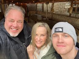 Reel by Wayne Lightfoot I Real Estate I ATX (@whereiswaynie) · October 24,  2022