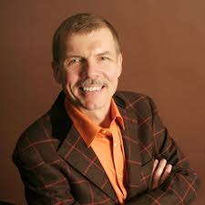 Kenneth Music's Instagram, Twitter & Facebook