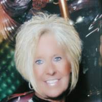 90+ perfiles de «Danielle Ramsey»