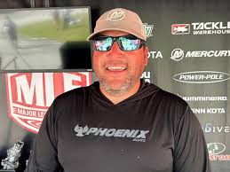 Virginia's Trent Earns Sixth Career Victory at Phoenix Bass Fishing League  Event at Kerr Lake