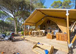Korsika camping,campingplätze auf korsika unterkünfte, korsika wandertouren 2014, wanderreisen hirten,corsica, la corse,korsika links,korskia infos. Zehn Aussergewohnliche Und Naturnahe Ideen Fur Luxus Camping In Europa Kofferpacken At