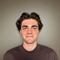 Alec Lamb's Instagram, Twitter & Facebook