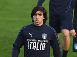 Sandro tonali, 21, from italy ac milan, since 2020 defensive midfield market value: Sandro Tonali Italy Midfielder Tonali Joins Ac Milan On Loan From Brescia Football News Times Of India
