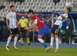 Pese a que el partido comenzó con un chile empeñoso para buscar el arco rival,. Chile Argentina Por Las Eliminatorias Horario Tv Y Formaciones Del Partido De Cara Al Mundial De Qatar 2022 La Nacion