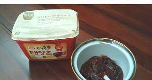 Guljeon dapat disantap langsung ataupun didampingi cocolan seperti gochujang (pasta cabai khas korea) serta bahan lain sesuai selera. Kxi0yrwwsinbrm