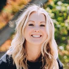 Whitney True (@Whitney_True)