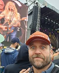 The legends of country music are coming back to Georgetown and I can't  wait! Here are some pics of the last two years of Two Step Inn. How many  artists can you