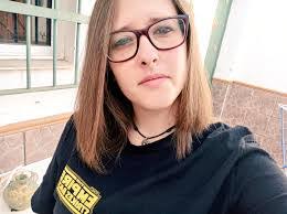 Tami Stark's Instagram, Twitter & Facebook