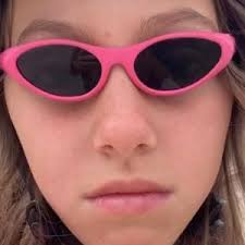 Fayskate (@fayskate)