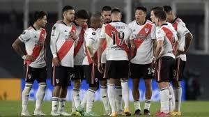 El primer clásico de la historia se disputó el 17 de marzo de 1921 , cuando cruzeiro se impuso por 3 a 0 ante atlético. Jwsibj3jrjocm