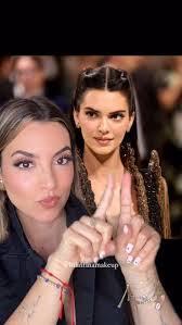 Alondra Toscano's Instagram, Twitter & Facebook