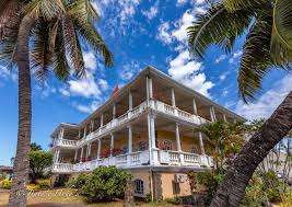 Mairie De Papeete A Tahiti In 2020 Tahiti French Polynesia Papeete