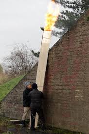 Ayumu fujimori, koishi komeji and hype priest. Chihiros Teehaus Marlowes