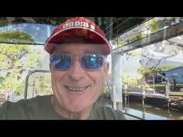 Maui Jim Stingray Crystal Matte/Blue Hawaii.