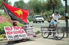 88 Moorpark Rd Stock Photos, High-Res Pictures, and Images