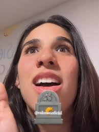 Vali Y Alonso Chapa Tu Money