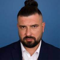 200+ "Sadowski" profiles