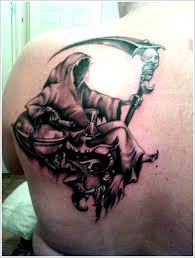 Santa muerte, santísima muerte o muerte es una figura popular mexicana que personifica la muerte y es objeto de culto. á… Tatuajes De La Muerte Tatuajes Tattoos