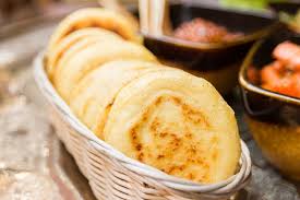 4 Delicious Types Of Moroccan Bread You Need To Try Kous Kous Moroccan Bistro Moroccan Bread Moroccan Cuisine Moroccan Stew