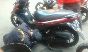 Nomor rangka dan nomor mesin biasanya berisikan sekumpulan angka dan huruf yang dikombinasikan. Cara Balik Nama Sepeda Motor Second Satu Wilayah Triyanto Banyumasan Blog S