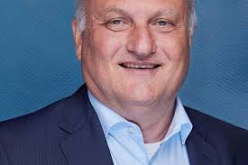 Norbert Hanke's Instagram, Twitter & Facebook