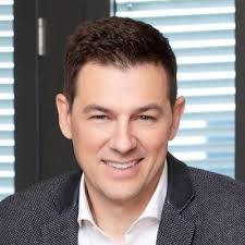 AFRICA] Darko Banićević wrote us from Zambia, sharing his impressions. “We  start every day greeting each other with 'Good morning, boss!' Zambians  really love when someone calls them 'boss'. As a… |