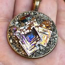 Bismuth Brilliance: Captivating Jewelry From Nature'S Prism