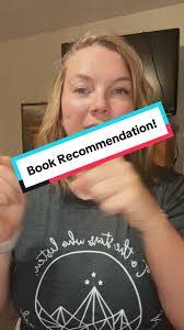 Dee Hoehn's Instagram, Twitter & Facebook