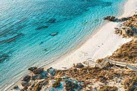 Pɜːθ] ist die hauptstadt und mit abstand größte stadt des australischen bundesstaates western australia. Die Besten Strande In Perth Tourism Australia