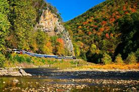 Window of tuscarora sandstone on north fork mountain. Ride The Rails In West Virginia To Experience Beautiful Fall Colors Destinations Recreationnews Com