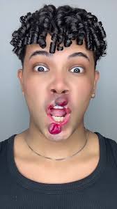 making your lips big part2