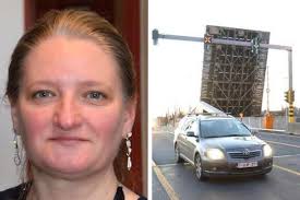 VOLLEYBABBELS. Vamos met dat potentieel, D'hondt kijkt weer omhoog,  stabieler Gimme en Felco zet streepjes