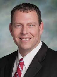 Kevin Dustin's Instagram, Twitter & Facebook